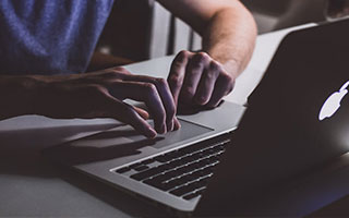 大切诺基和霸道哪个好 选美系还是日系？丰田普拉多对比Jeep大切诺基